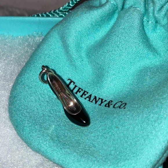 Authentic Tiffany & Co high heel pump Tiffany’s blue sole retired charm like new - Picture 5 of 10